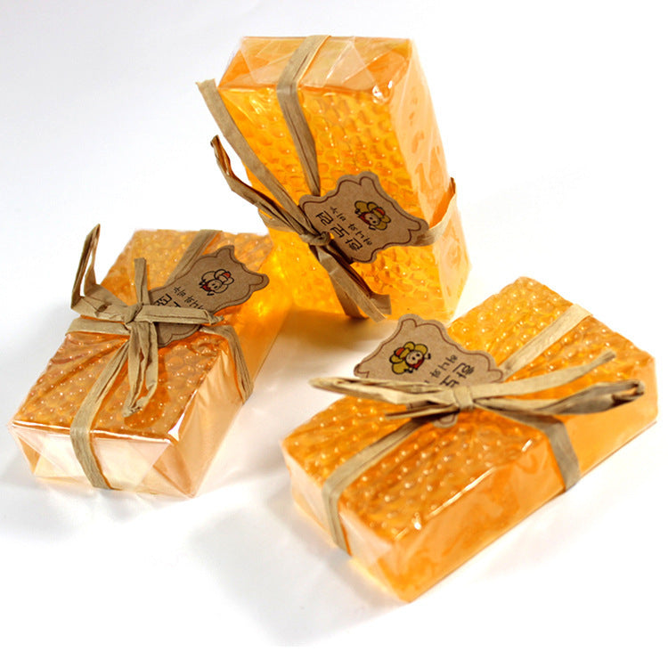 Dwelliy honey soap