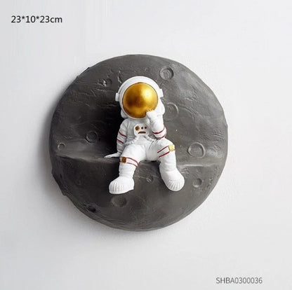 Dwelliy Nordic astronaut wall hanging