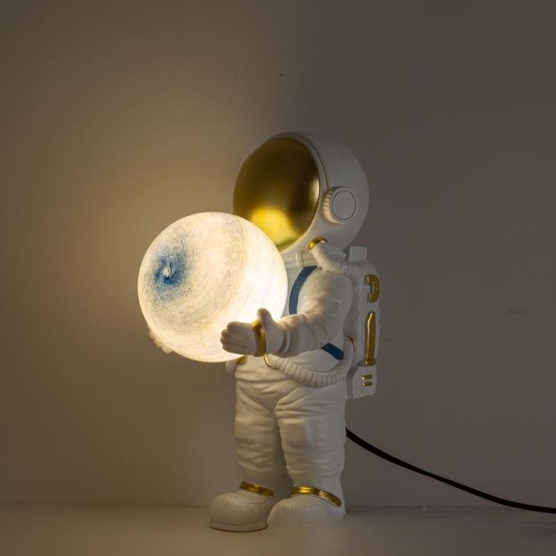 Dwelliy Astronaut Lamp